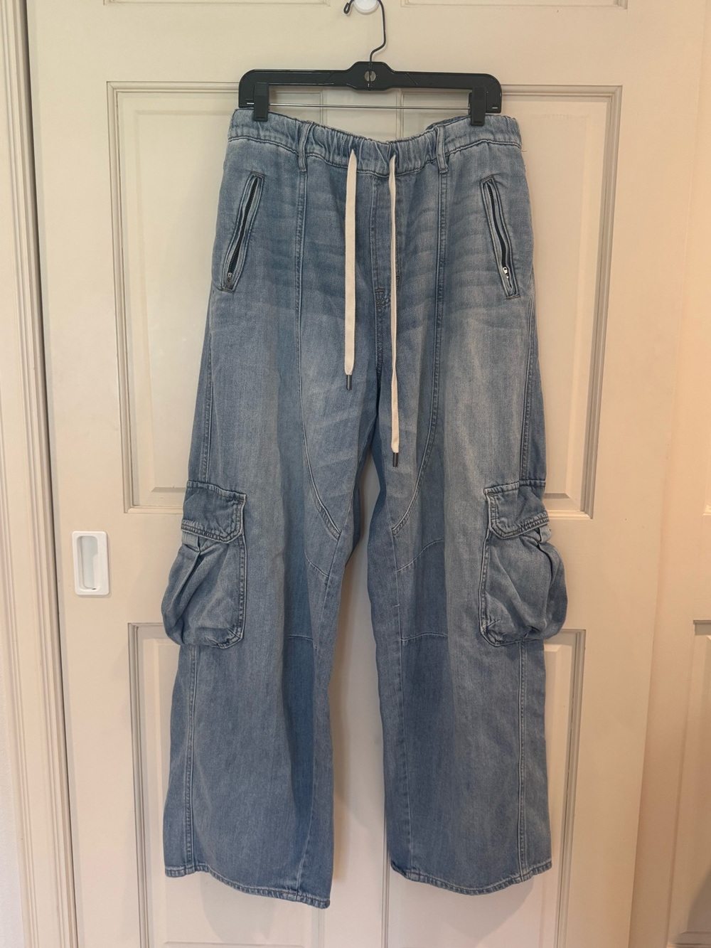 Hidden Light Blue Cargo Jeans with Drawstring Waist relax fit wide leg soft sz30